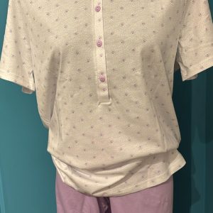 Pigiama Donna con Bermuda e Maglia a Mezza Manica Fantasia – Serafino