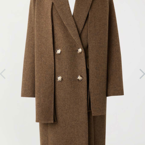 Cappotto Lungo Twinset Doppiopetto con Sciarpa Coordinata